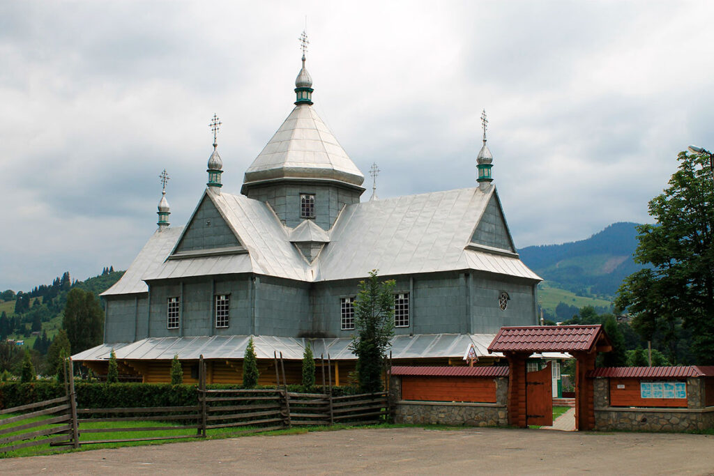 Храм Пресвятої Тройці Ільці