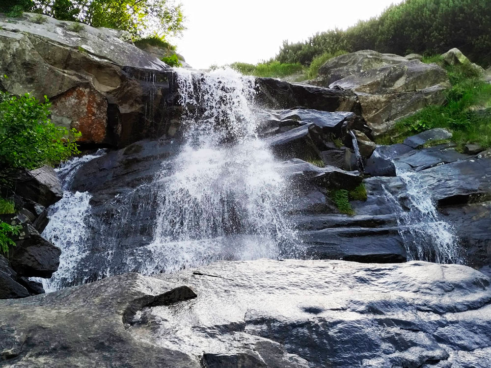 Прутський (Говерлянський) водоспад