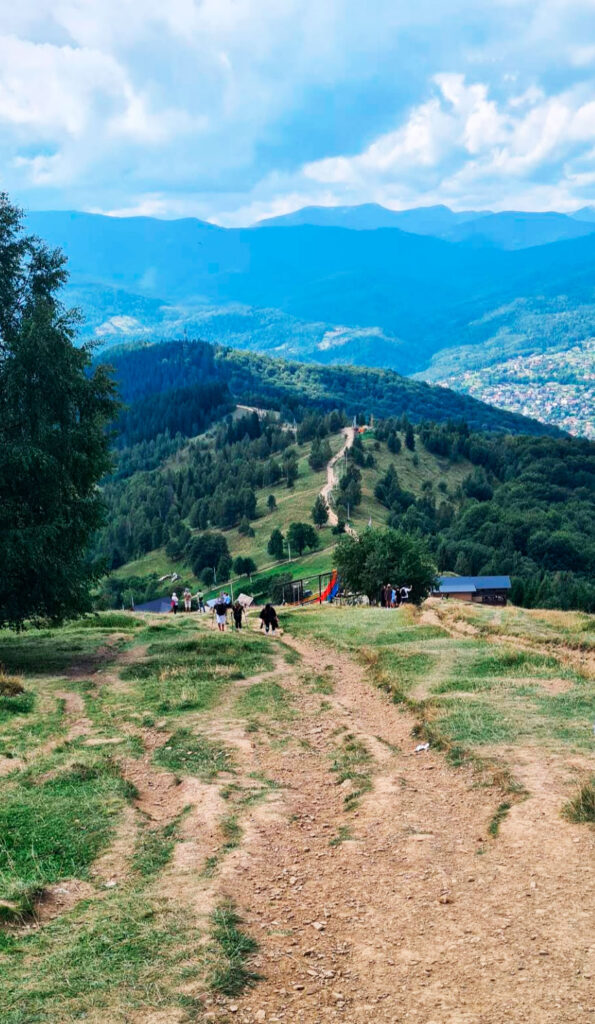 Гора Маковиця (Яремче) легкий маршрут і панорама Карпат