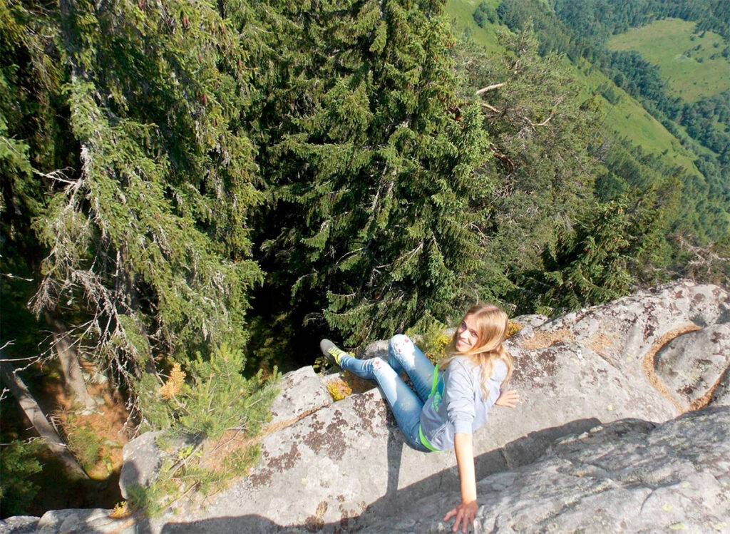 Гора (скеля) Костел Микуличин