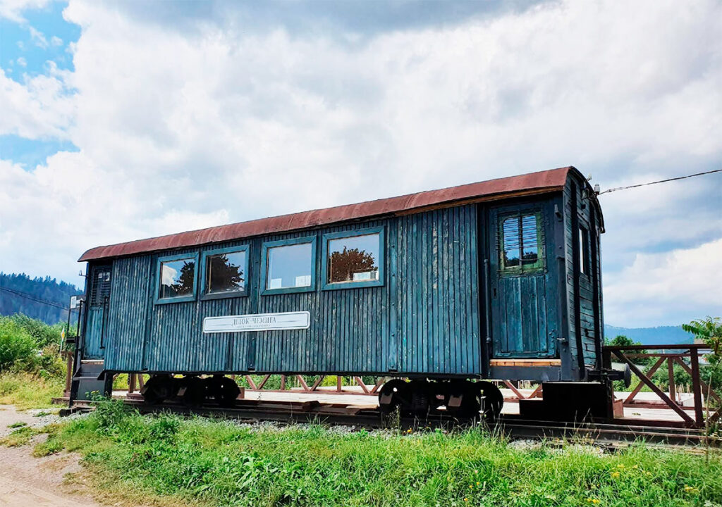 Музей звичаєвої символіки Гуцульщини Микуличин