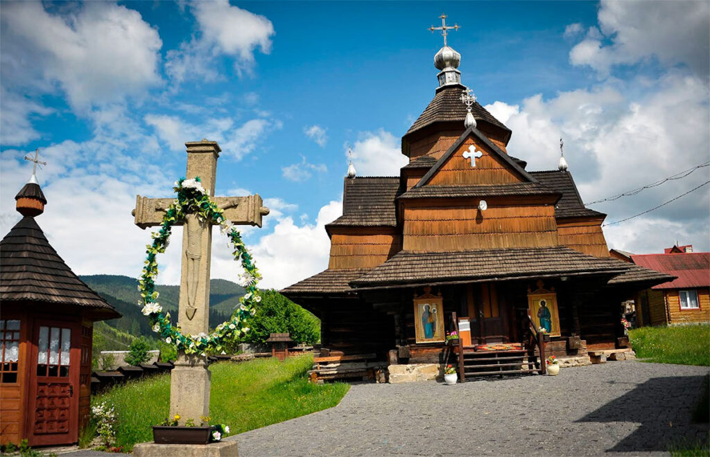 Церква Різдва Пресвятої Богородиці Ворохта