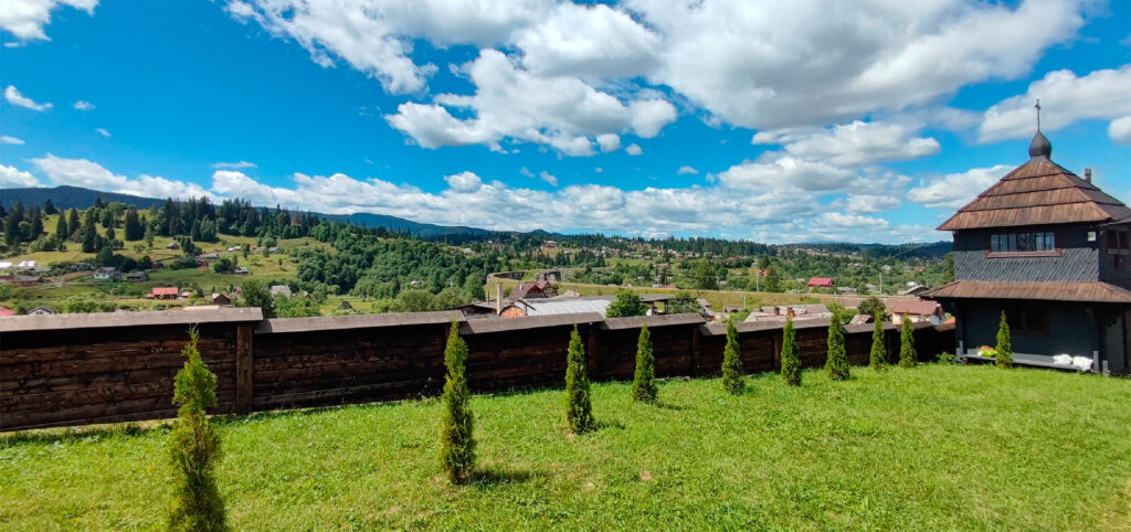 Церква Різдва Пресвятої Богородиці Ворохта