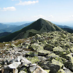 Гора Ведмежик