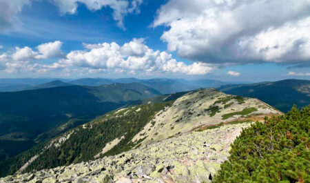 Mount Velyka Syvulia
